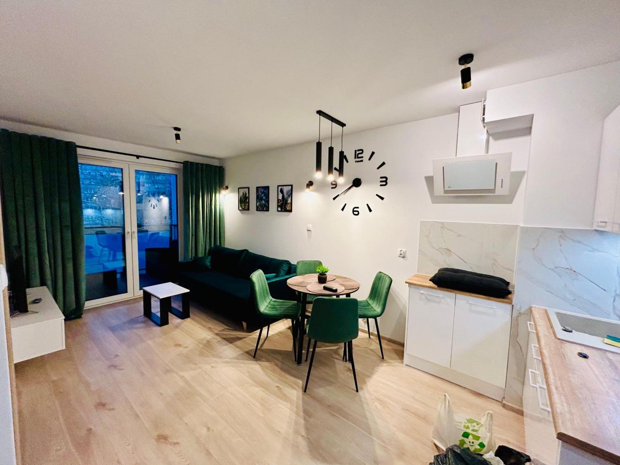 Apartment Green With Private Bike Storage Свиноуйсьце Экстерьер фото