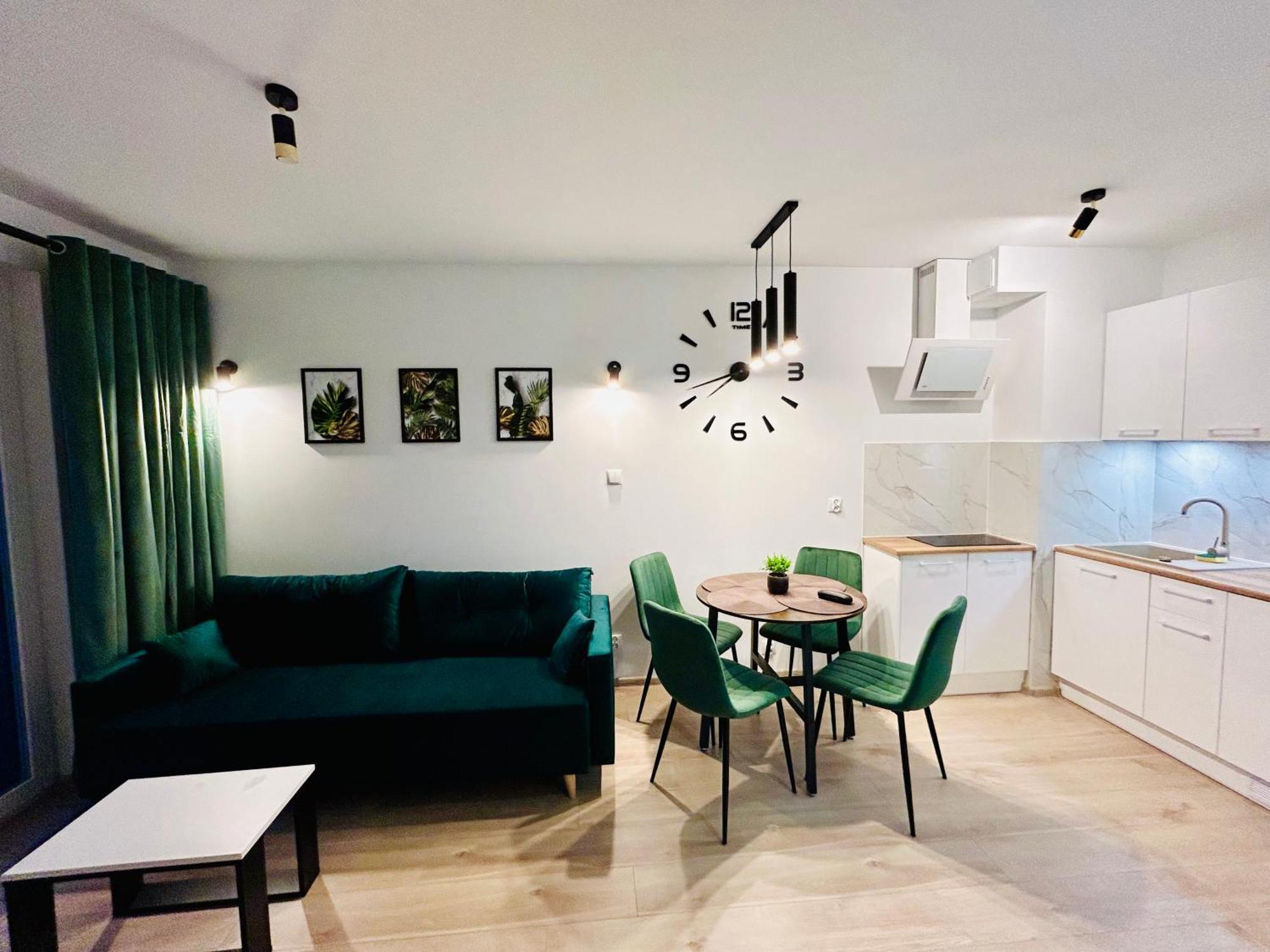 Apartment Green With Private Bike Storage Свиноуйсьце Экстерьер фото
