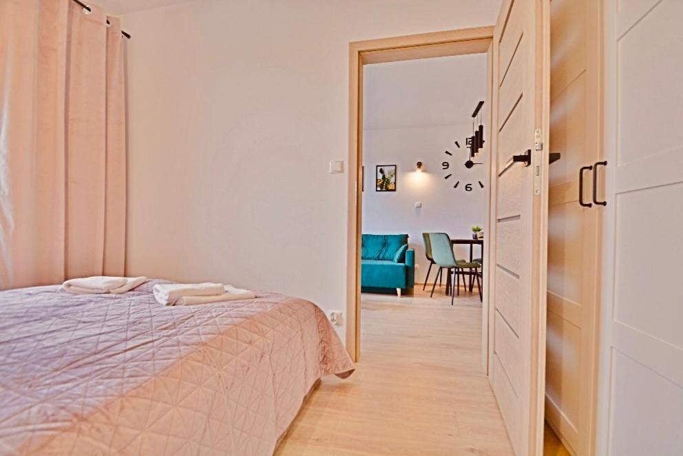 Apartment Green With Private Bike Storage Свиноуйсьце Экстерьер фото