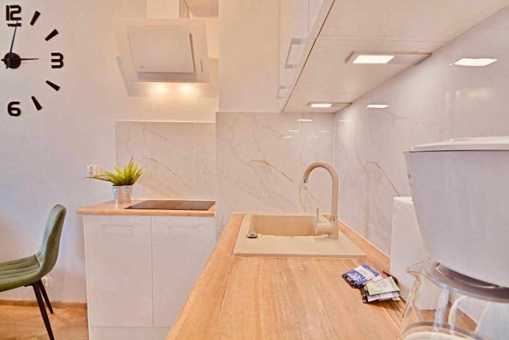 Apartment Green With Private Bike Storage Свиноуйсьце Экстерьер фото