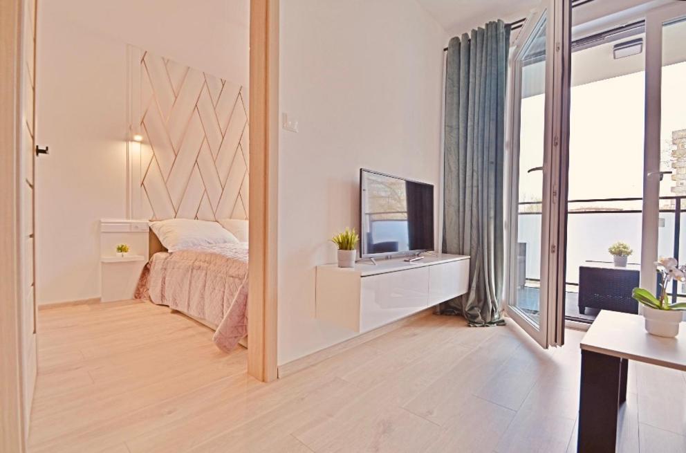 Apartment Green With Private Bike Storage Свиноуйсьце Экстерьер фото